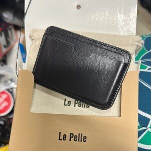 Le Pelle Black Leather Card Holder
